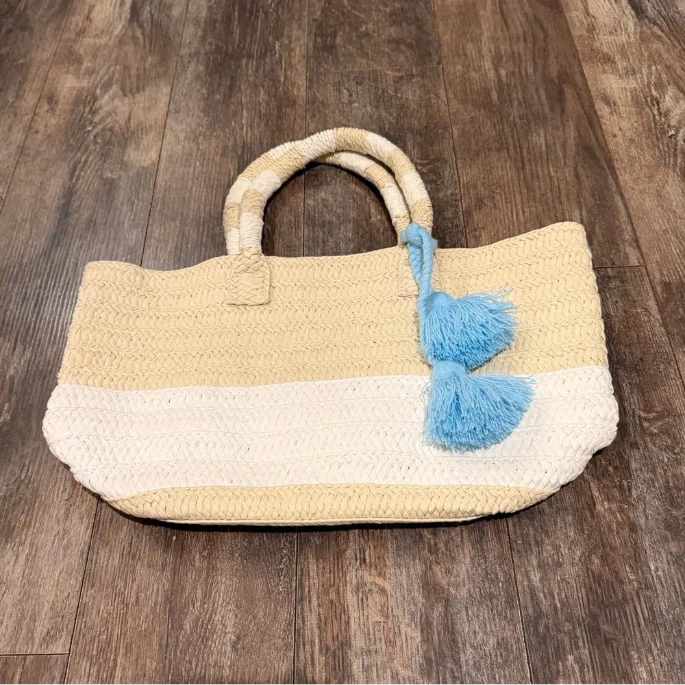Altru Tan and Cream Tote with Blue Tassel